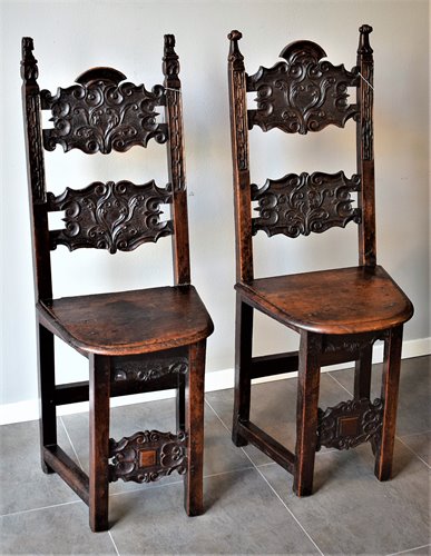 Pair of walnut Chairs Louis XIV 